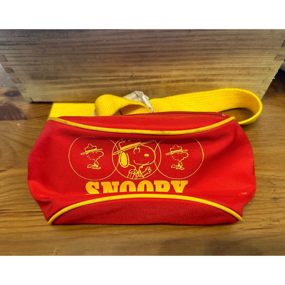 Vintage Snoopy Camping Peanuts Fanny Pack Waist Pouch Beagle Scout Woodstock